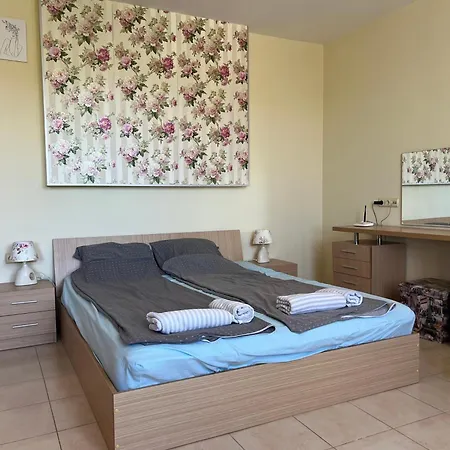 Cozy, Quiet And Spacious In Life By Flat Mаnаger * Sozopol